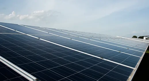 Fotowoltaika Cmolas na dachu budynku