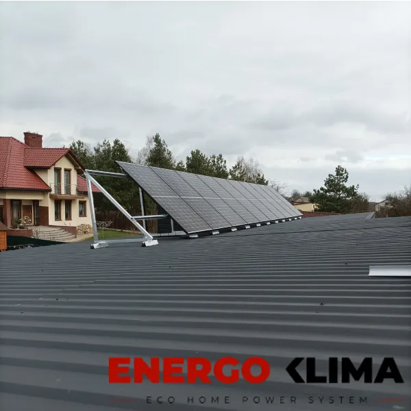 Fotowoltaika Rzeczyca Długa na dachu budynku